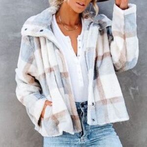 NWT Vici Winter’s Tale Pocketed Plaid Faux Fur Jacket, Size Large